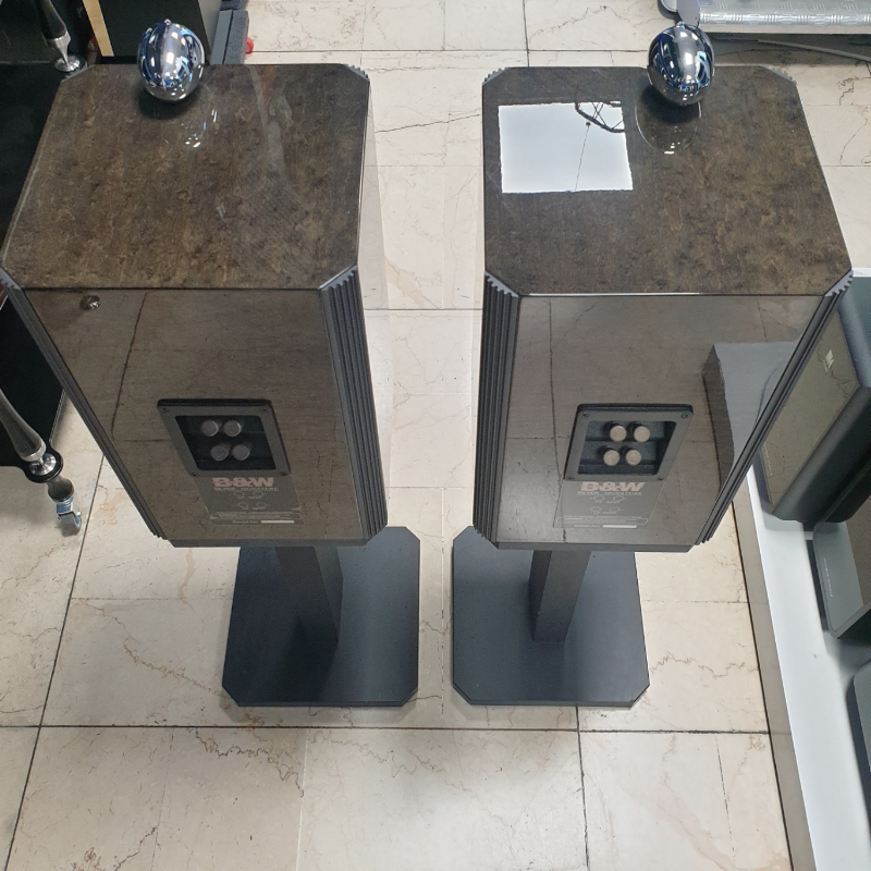 Bowers & Wilkins John Bowers Silver Signature (USATO)